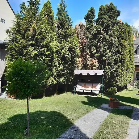 호텔 Mokka Apartman 에게르
