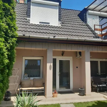 Hotel Mokka Apartman *