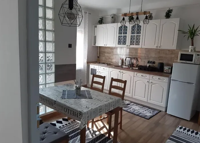 Mokka Apartman 에게르