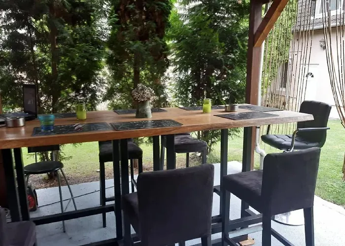 Mokka Apartman 호텔