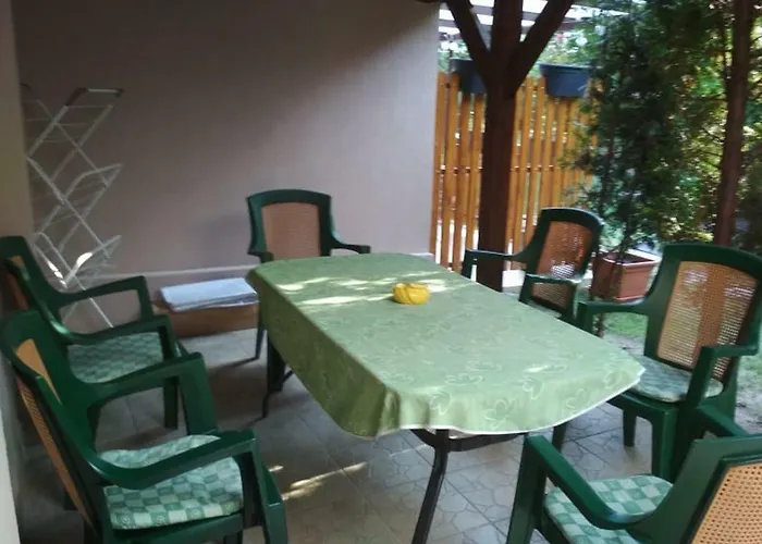 호텔 Mokka Apartman