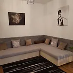 Mokka Apartman Hotell Eger