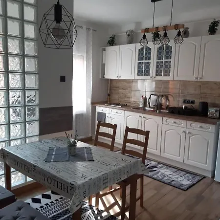 Mokka Apartman Hotel