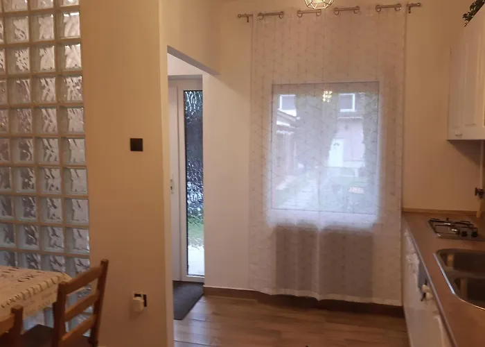 Mokka Apartman Отель
