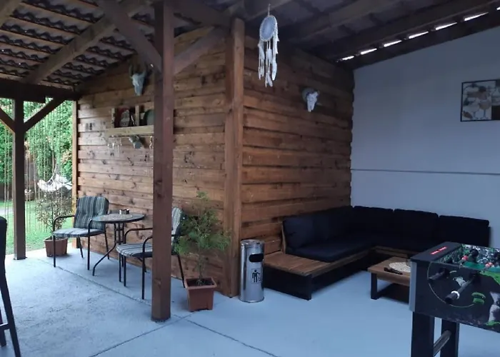 Mokka Apartman Отель *