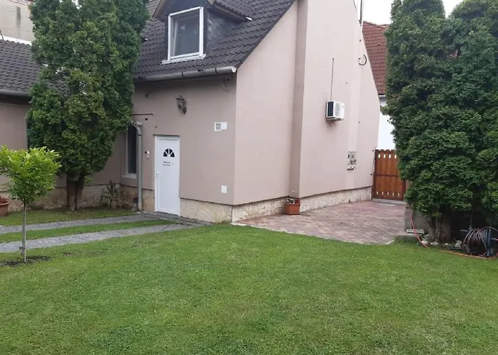Отель Mokka Apartman