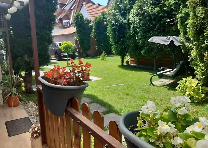 Отель Mokka Apartman