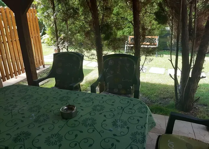 Отель Mokka Apartman Эгер